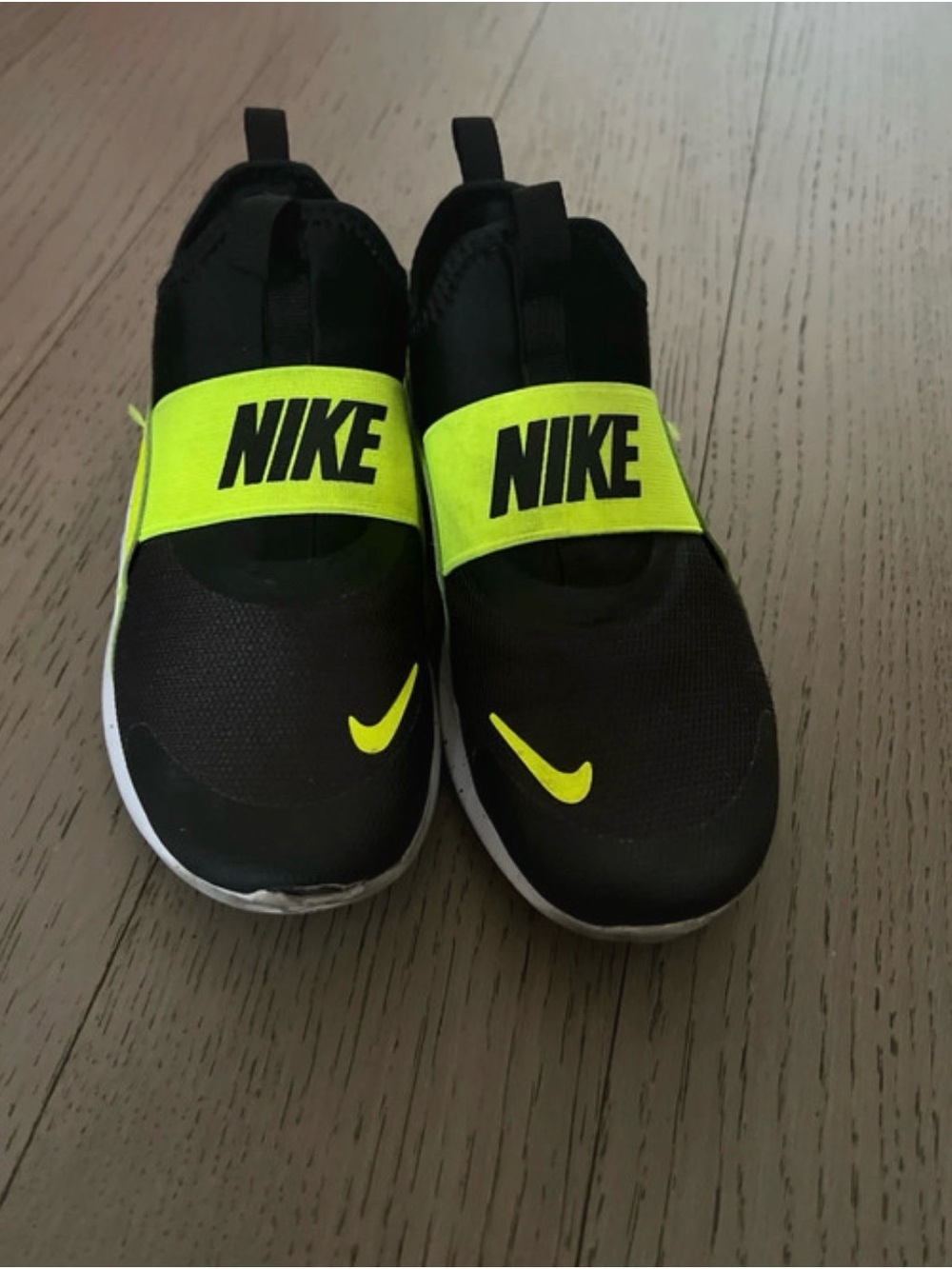 Used Nike Kids Flex Runner 4 (PS)